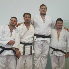 Demies finale seniors à Concarneau: deux montées en première div’